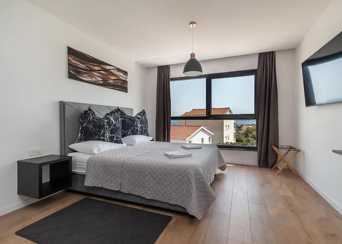 Вилла Villalux2022 Mit Pool Beheizt Трогир