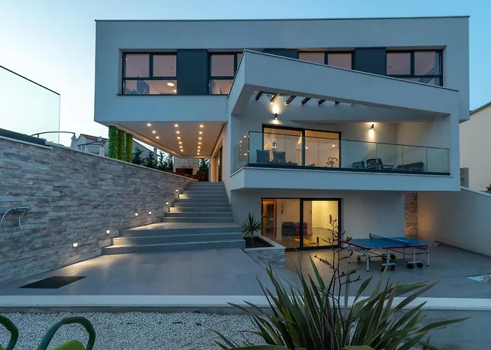 Villalux2022 Mit Pool Beheizt וילה *