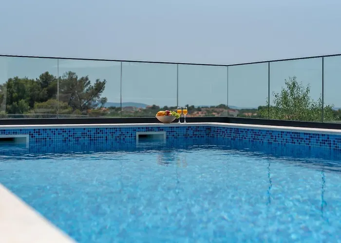 וילה Villalux2022 Mit Pool Beheizt *