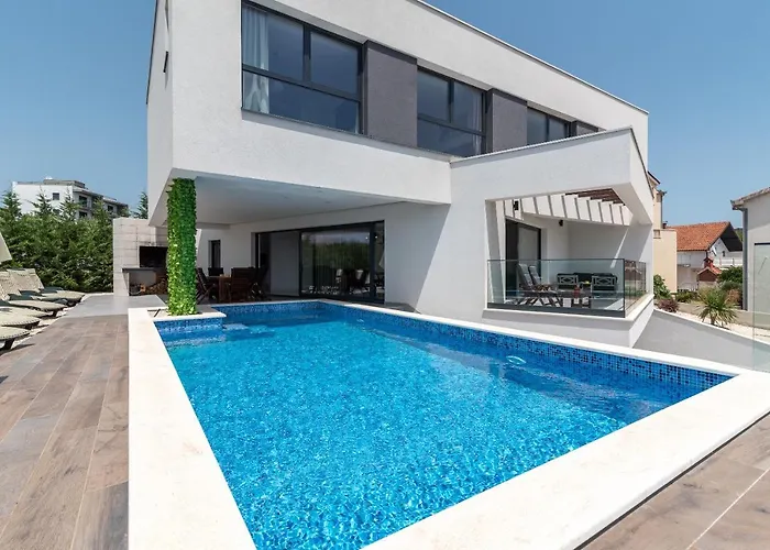 Villalux2022 Mit Pool Beheizt