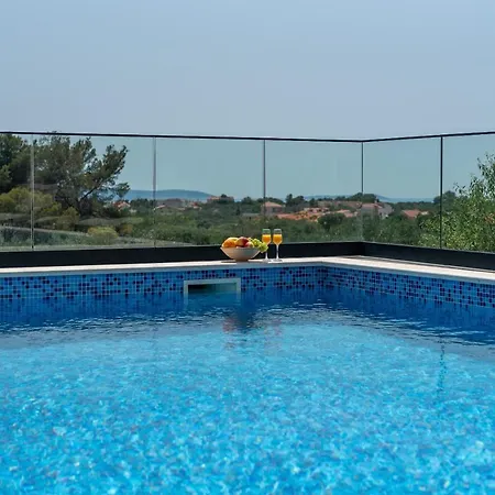 Villalux2022 Mit Pool Beheizt Vila Trogir