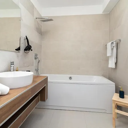 Villalux2022 Mit Pool Beheizt Vila Trogir