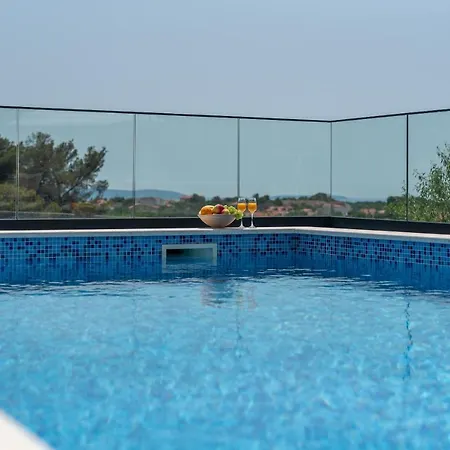 Vila Villalux2022 Mit Pool Beheizt *